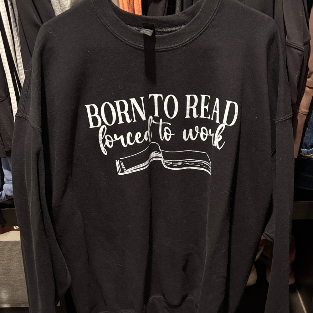 Gildan Black 'Born to Read' Sweatshirt